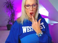 Hey , I am Fleur, a very glamorous sexy model, specialized in teasing en seducing.
Are you op to the challenge sharing your fantasies with me?
I love to realize all of your fantasies, also JOI and CEI
Tell me your little secrets.