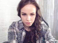 A beautiful and sincere girl looking for good communication and a pleasant man to spend time with.