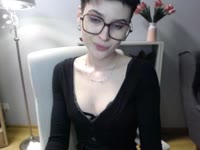 Hey! Hey! Sarah is here!I