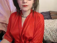 Hoi schatje, ik ben Sofie. Jong, speels, ondeugend en lief. Ik vind het leuk om spannende dingen voor je te doen, je helemaal gek te maken, daar wordt ik zelf ook lekker nat van.... hmmm, ik heb zo