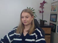 I am a woman that likes to try out new stuff. I am here because i would like to get to know new people. Maybe we could experience something really exciting together?