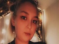 hot webcam slut CrystalSins