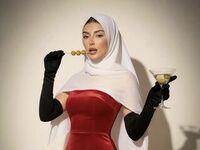 chat room livesex HalaiaNoor