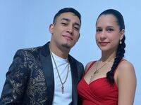 live webcam couple show ARIELandLEONEL