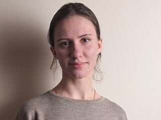 adult livecam AkilahZarucki