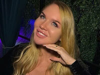 adult cam live AlesiaStrict