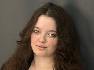 masturbating cam girl AletheaSarne