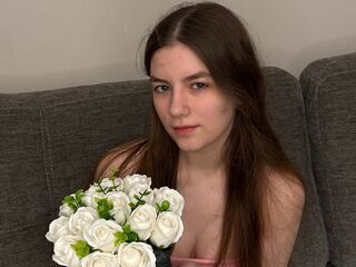 topless camgirl AliseWolker
