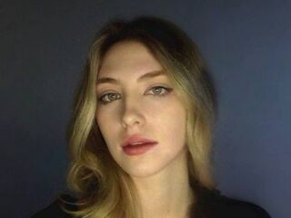 girl nude AmyHuckabey