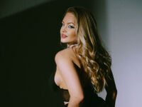 naked cam girl fingering pussy AshlieBridge