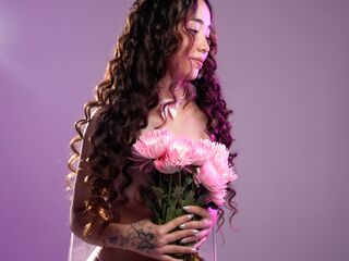 naked girl with live cam masturbating BellaClaire