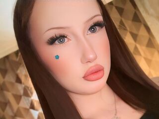 jasmin CharlenaSloane