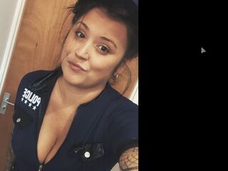 closeup CharlotteSnow