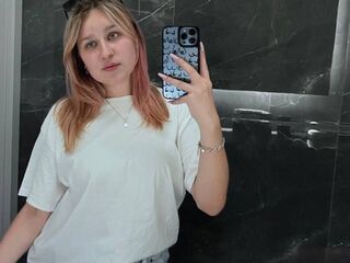 hot cam girl masturbating with sextoy ChuFlorendo