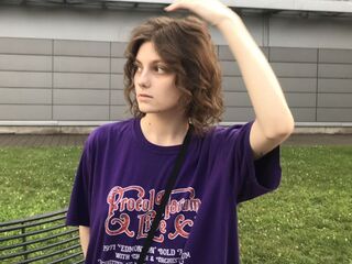 cam girl picture CorinneKeidong