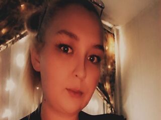 hot strip tease cam CrystalSins