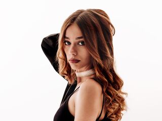 camgirl pic EmilliaFox