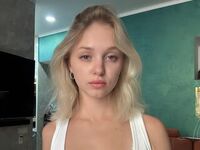 masturbating webcam girl EveMorrison