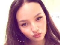 hot cam girl masturbating with sextoy FatimahAmargo