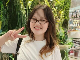 camwhore video FayLawley