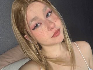 girl topless HoneyLumi