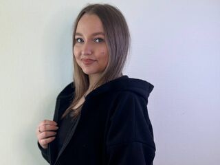 fingering webcamgirl HortenciaAldi