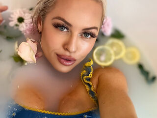 live sex cam IsabellaSaturn