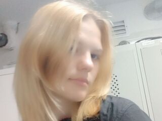spy web cam IzettaRambousek