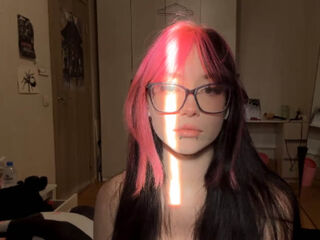 cam strip tease JameyStaffieri