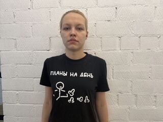 beautiful webcam girl KirstieSchiffert