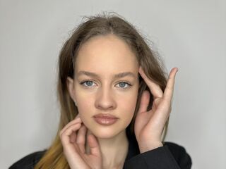 sex cam KoriHallquist