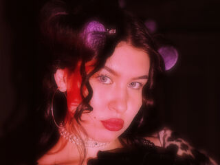 cam girl LarondaSuitt