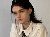 jasmin chatroom LeannMolineaux