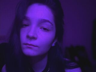 chatrubate cam girl LindaStivenson