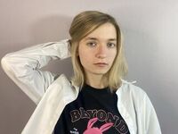 nude webcam LinnieBlackner