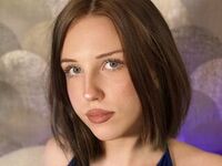 naked cam girl masturbating with vibrator LisaMyam