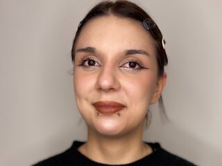 chatroom sex LoniFessel