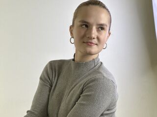 bedroom livecam LorrianePytko