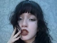 live cam girl picture LouisePerrish