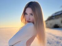 camgirl video chat MadaleneAlicia