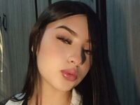 camslut naked MadelynFiore