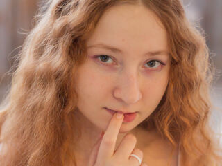 free live webcam picture MadgeRemerez