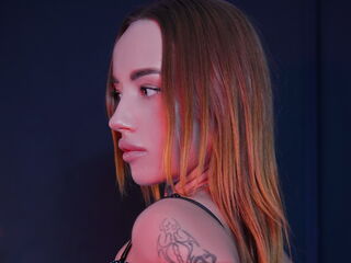 camgirl playing with sex toy MagicalYana