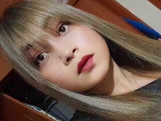 kinky webcam model MercellaMorelli
