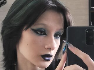 naked webcam girl picture MeriHollway