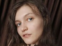 free live chatroom MillieStrife