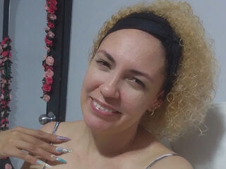 camgirl live porn cam MireyaVidal