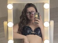 nude webcam MoraLamons