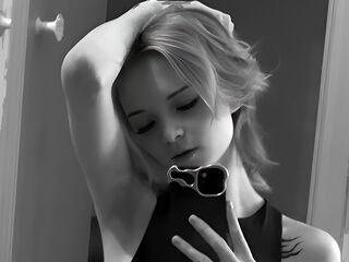 naughty PaulinaCundiff