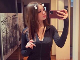 camgirl playing with sex toy PaulitaTrunnell